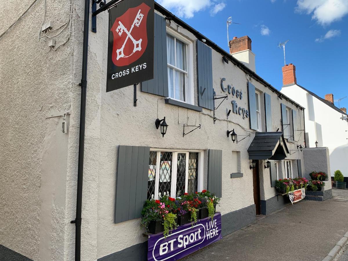 The Crosskeys Inn Usk Exteriör bild